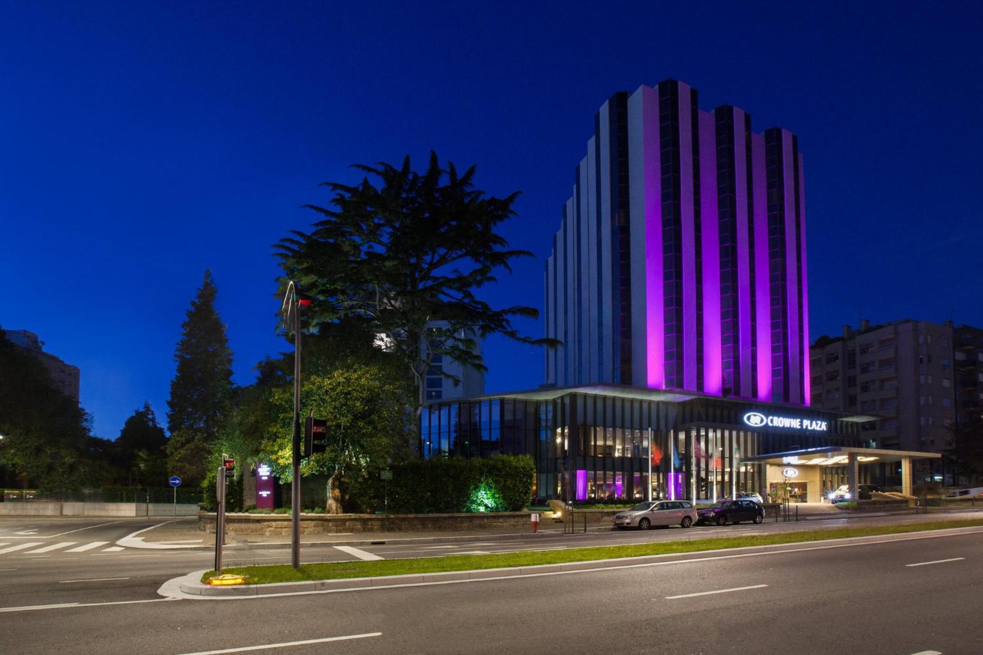 Crowne Plaza Porto By Ihg Hotel Екстериор снимка The Crowne Plaza Hotel in Ljubljana