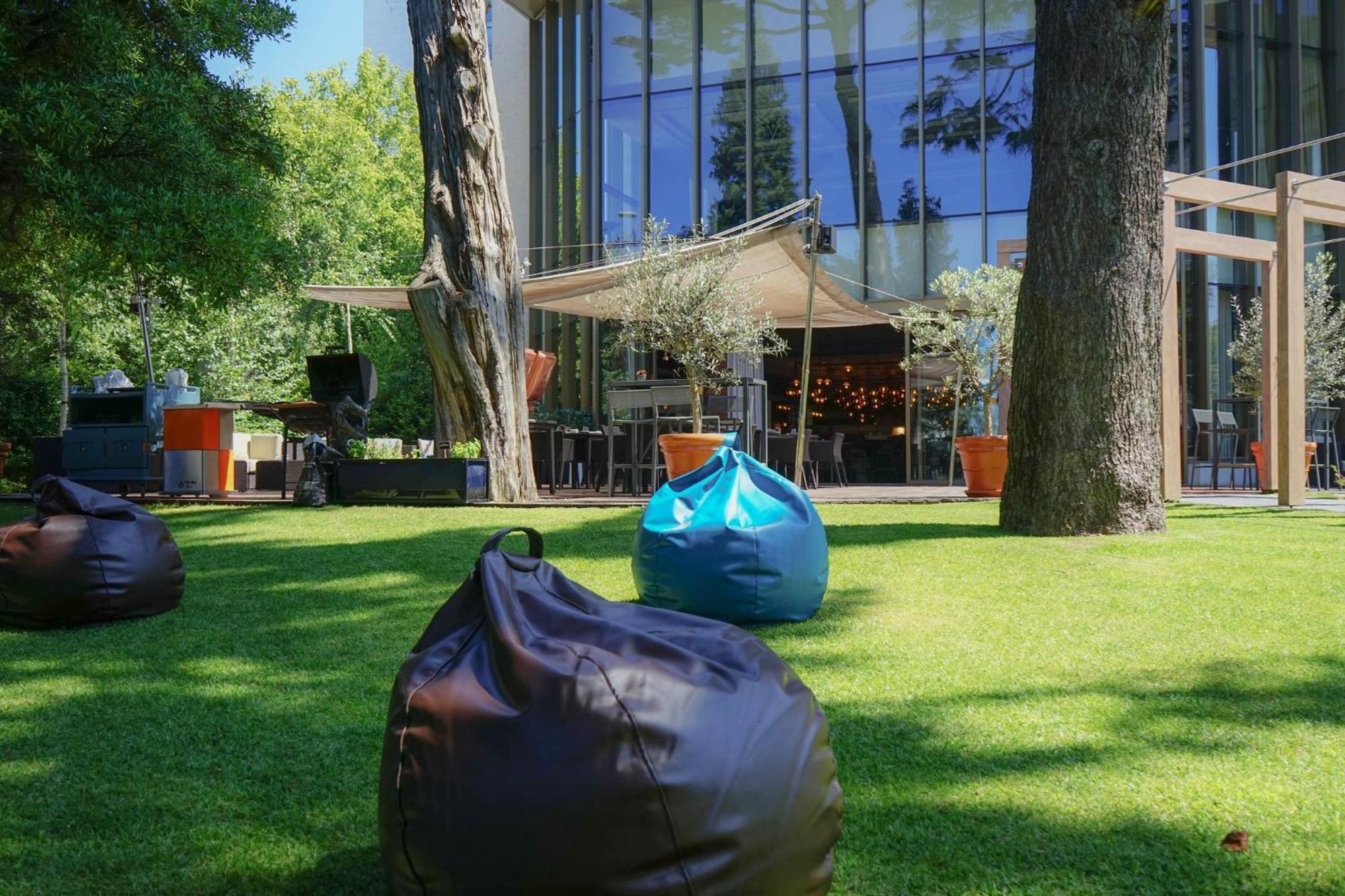 Crowne Plaza Porto By Ihg Hotel Екстериор снимка The campus of the University of Luxembourg